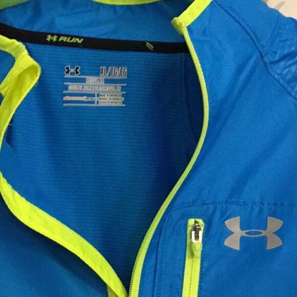 ♥️Women’s  windbreaker  under armor - Picture 2 of 3